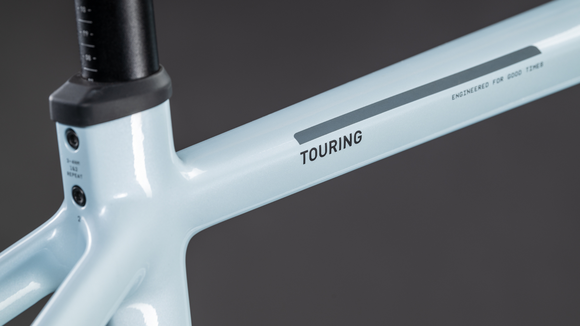 Touring Hybrid ONE 600 glacier´n´reflex Touring Hybrid ONE 600 glacier´n´reflex