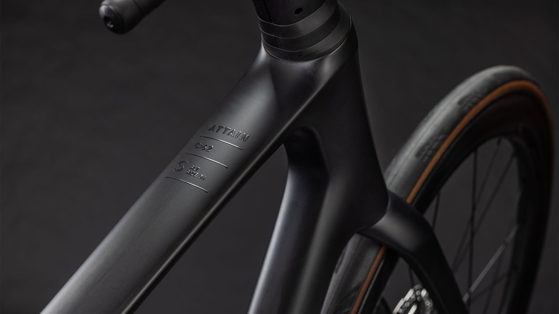 Attain C:62 SLT carbon´n´coalchrome