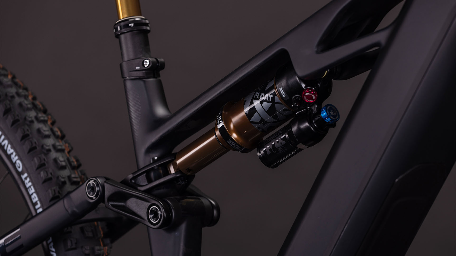Stereo Hybrid ONE44 HPC AT 800 carbon´n´gold