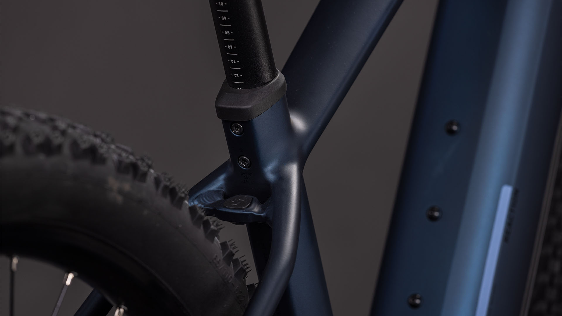 Reaction Hybrid Performance 600 indigoblue´n´reflex