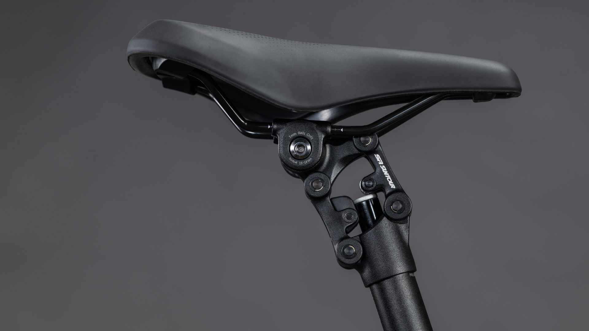 Kathmandu Hybrid Comfort Pro 800 slabgrey´n´black