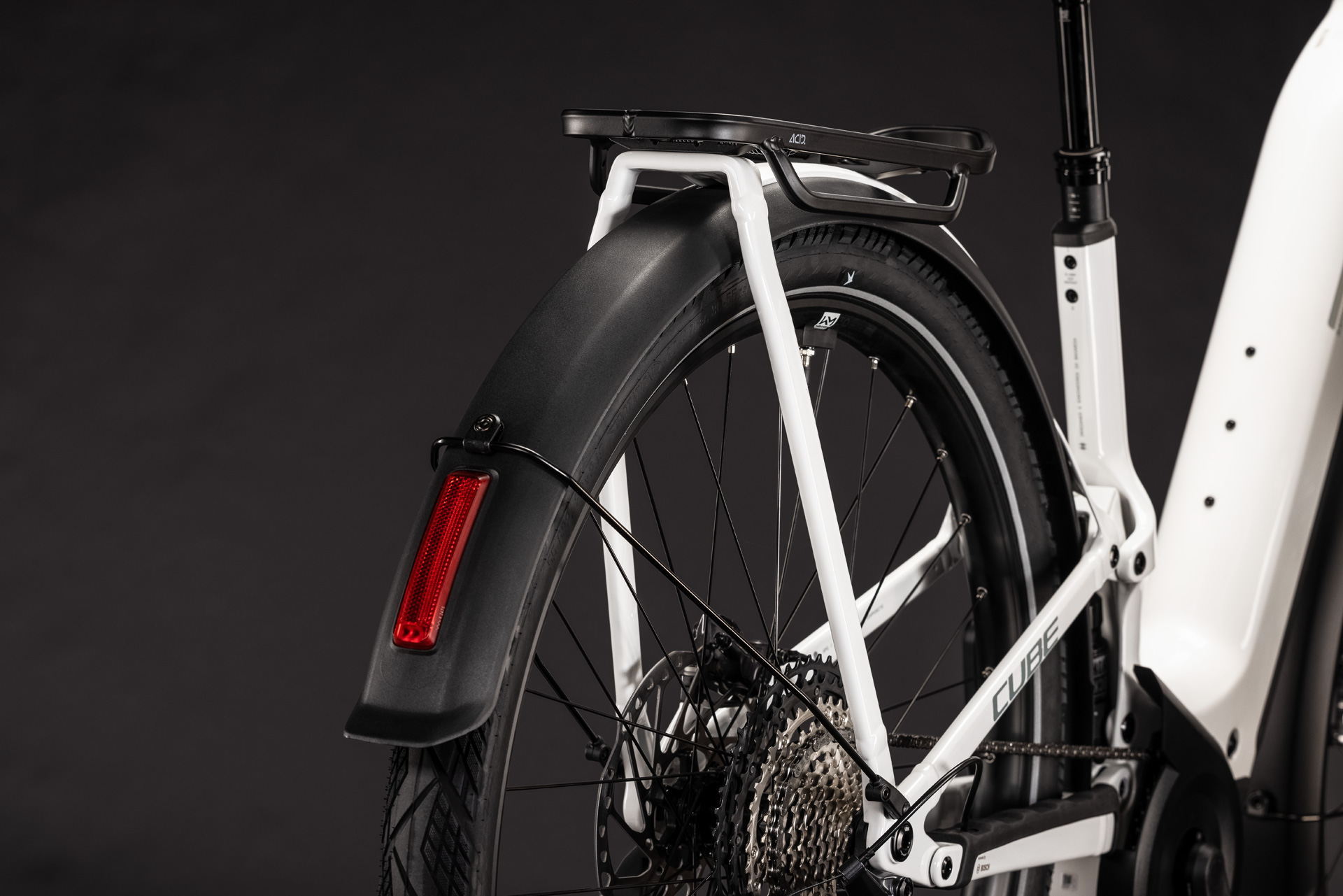 Kathmandu Hybrid ONE11 HPC SLX 800 metallicwhite´n´prizm (Easy Entry)