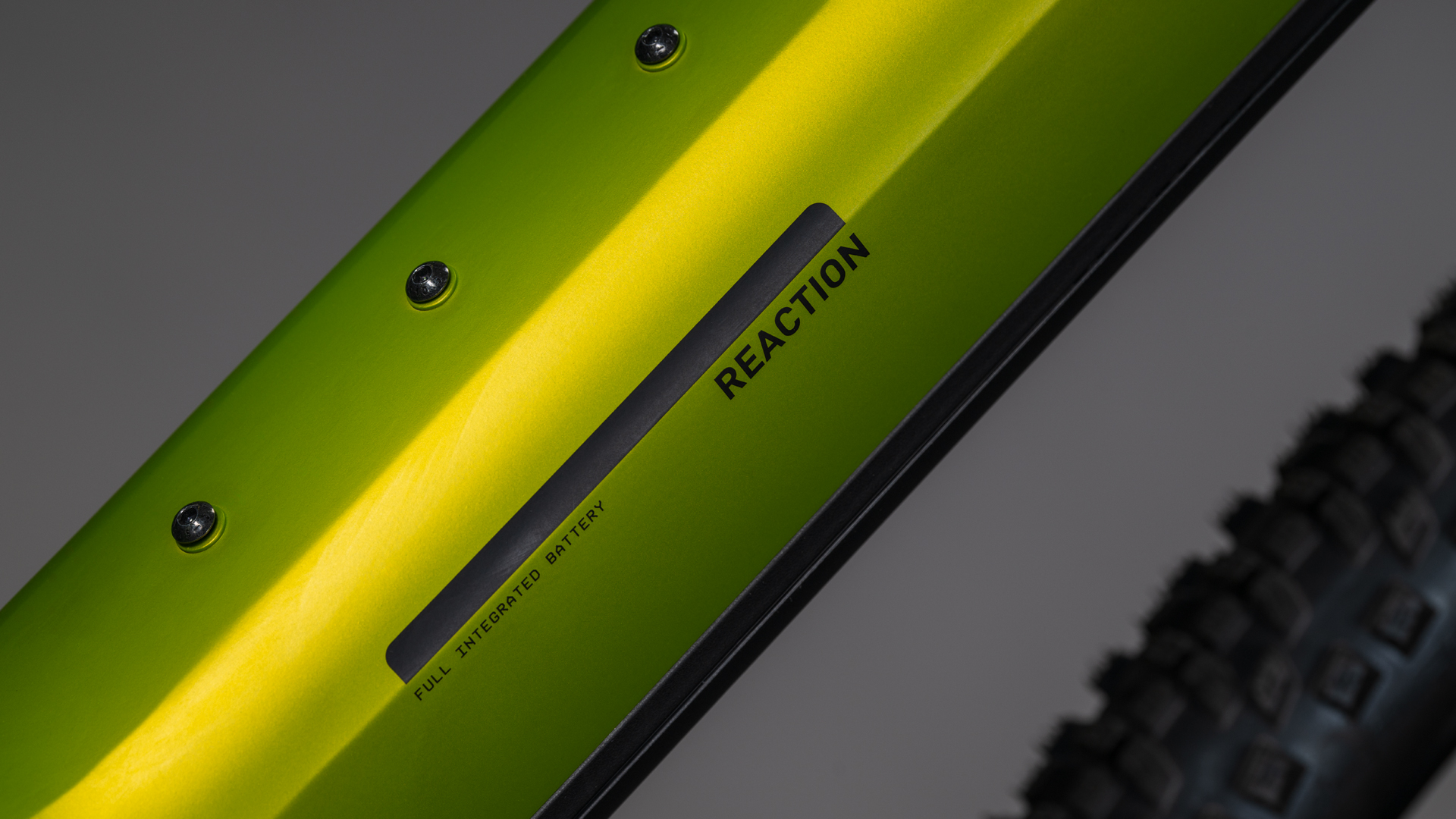 Reaction Hybrid Race 800 lizard´n´black