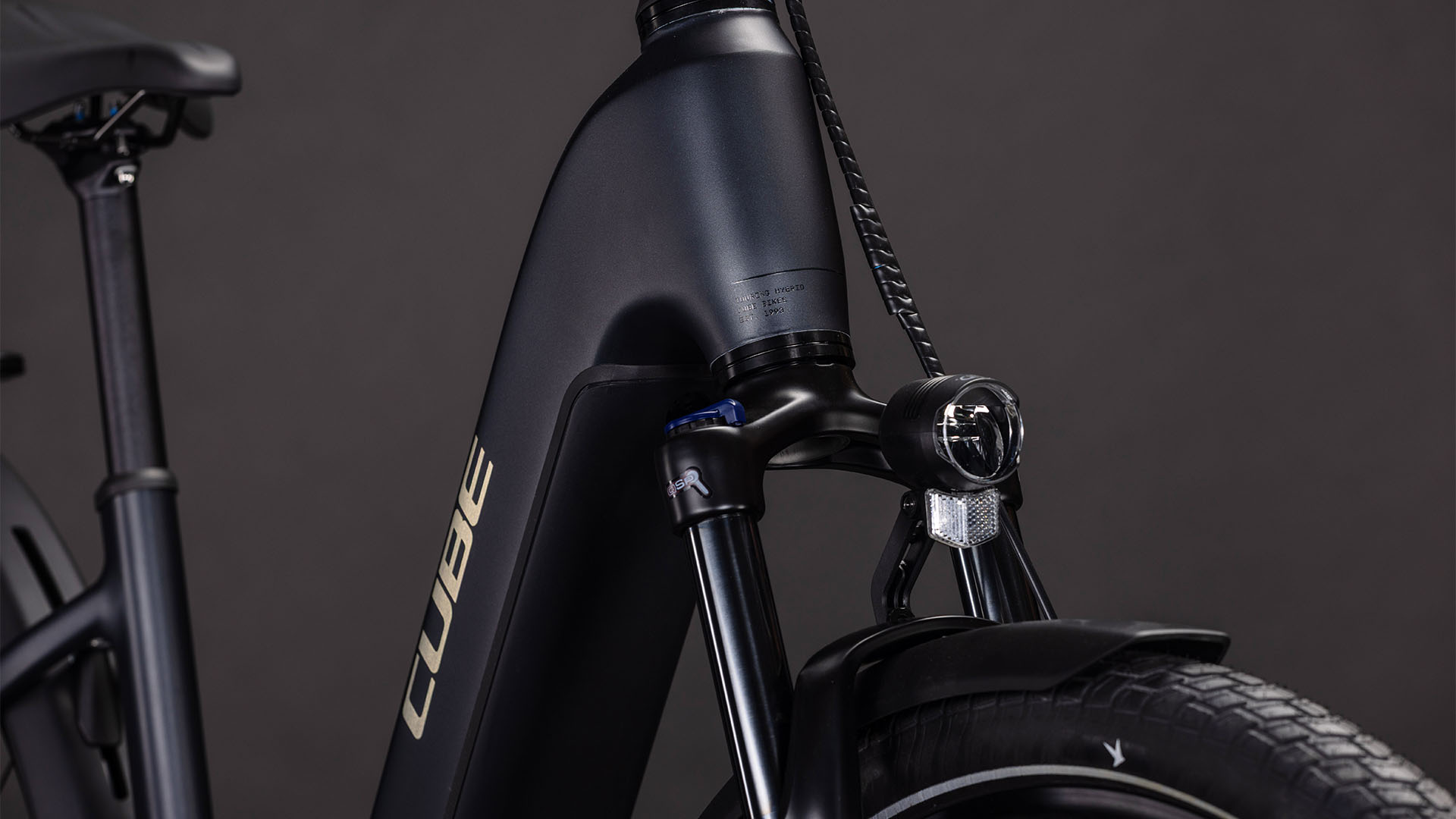 Touring Hybrid ONE 600 coal´n´chrome (Easy Entry) Touring Hybrid ONE 600 coal´n´chrome (Easy Entry)