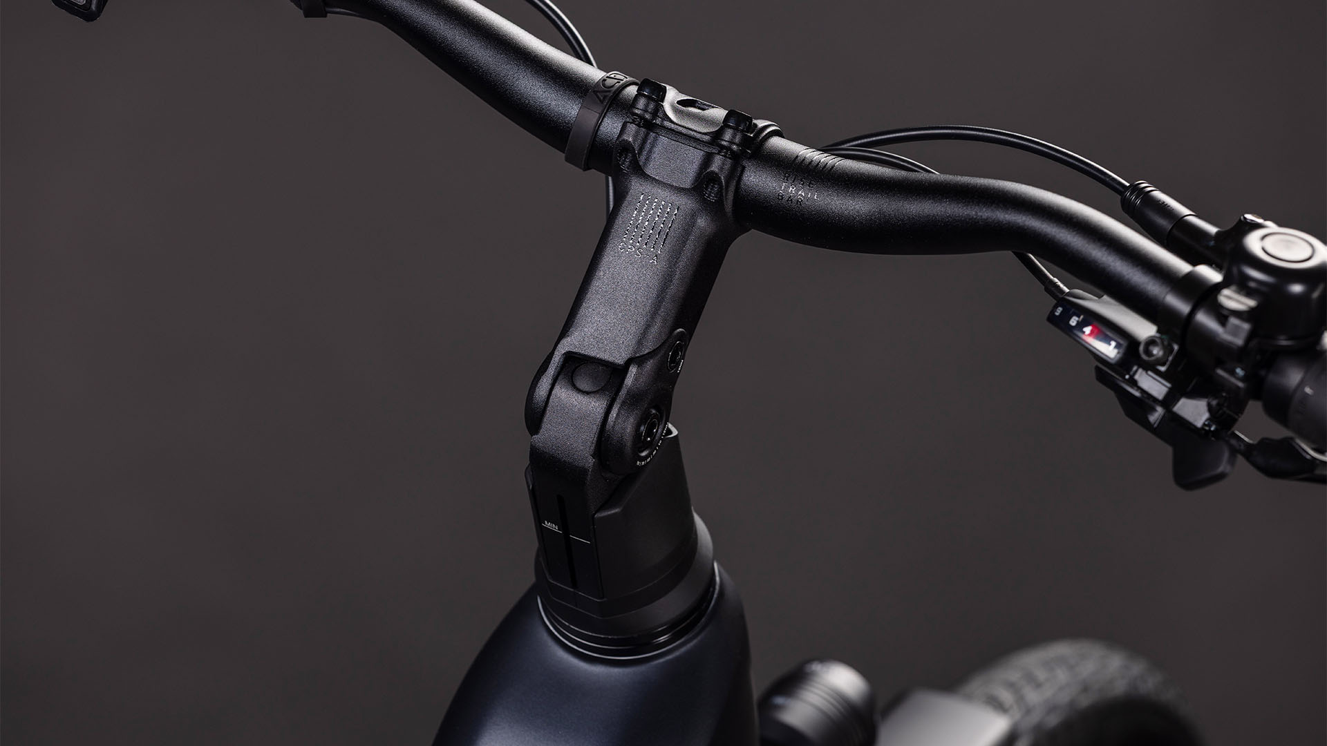 Touring Hybrid ONE 600 coal´n´chrome (Easy Entry) Touring Hybrid ONE 600 coal´n´chrome (Easy Entry)