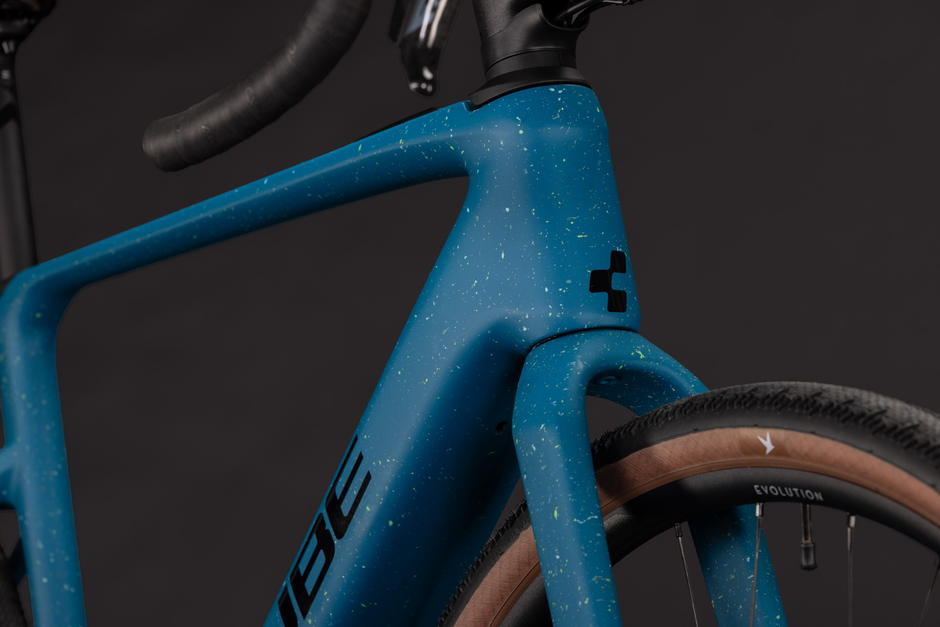 Nuroad Hybrid C:62 EXC 400X tropicalteal´n´black
