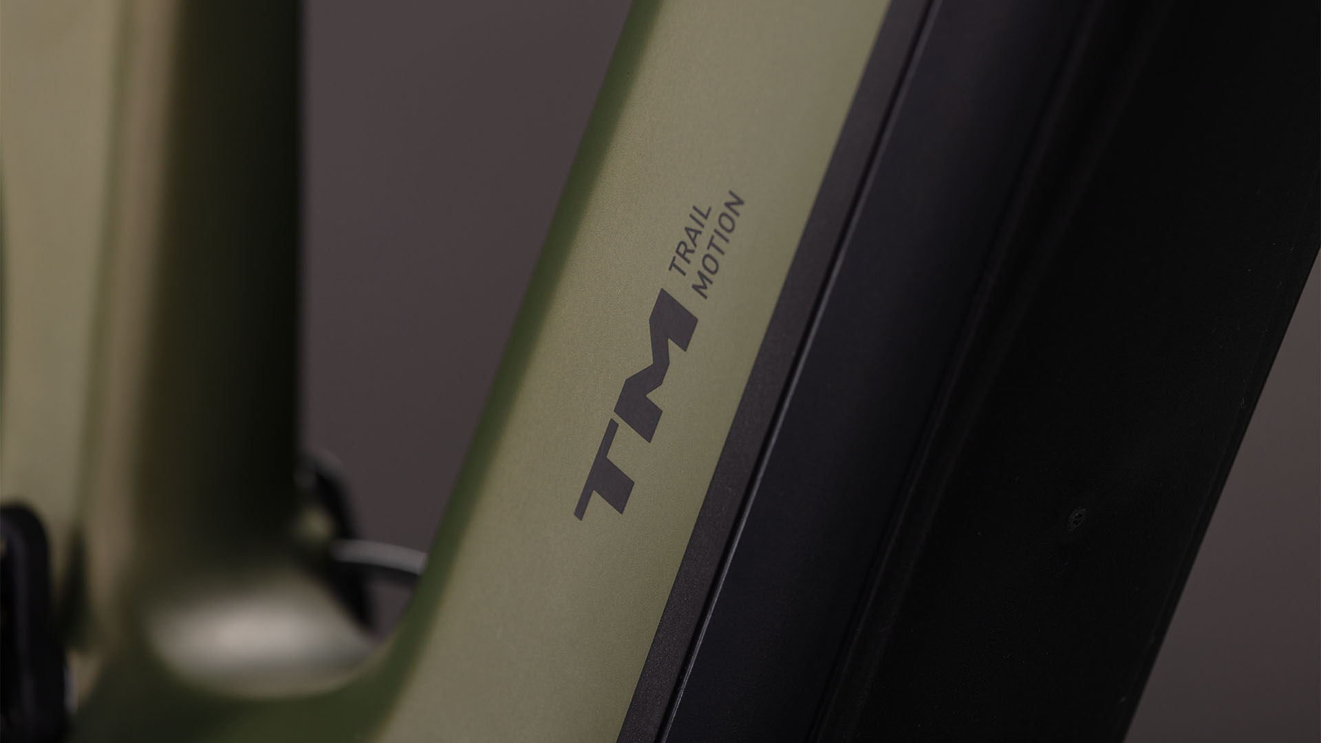 Stereo Hybrid ONE77 HPC TM 800 reedgreen´n´matrix