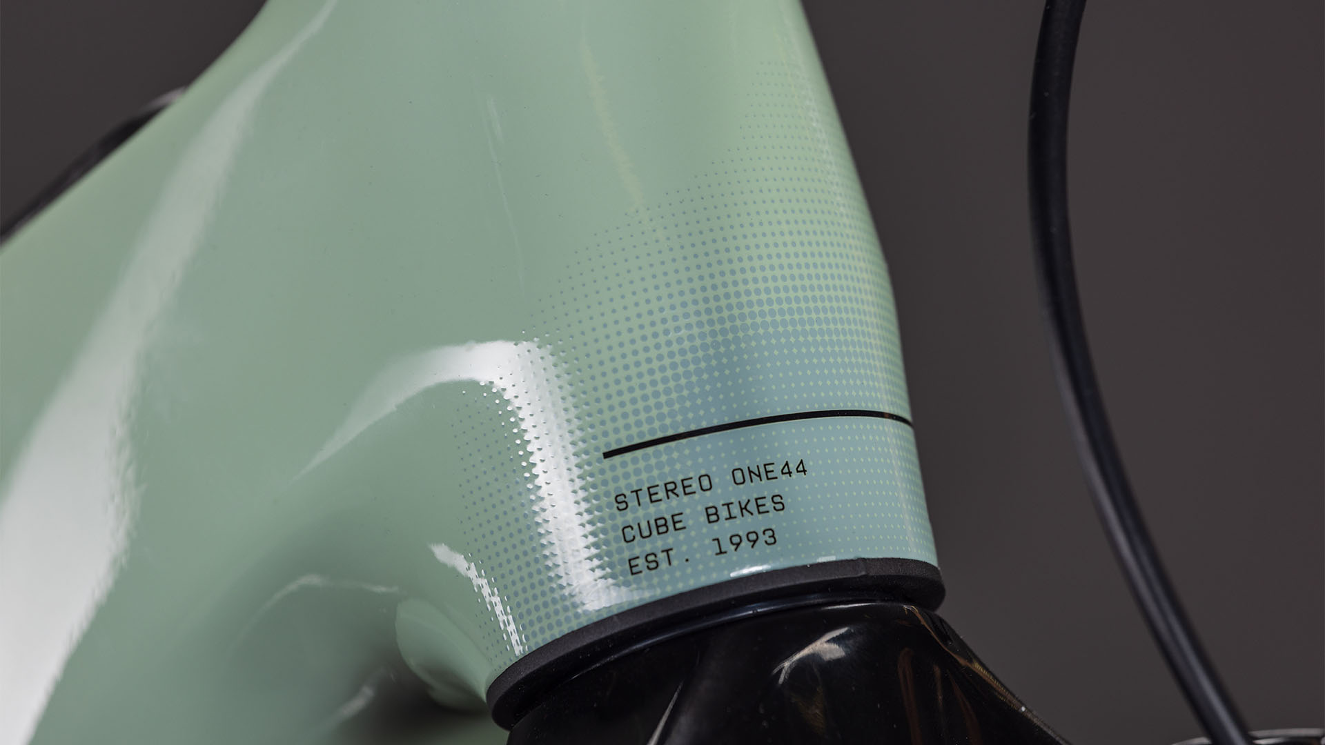 Stereo Hybrid ONE44 HPC Race 800 driedherbs´n´black