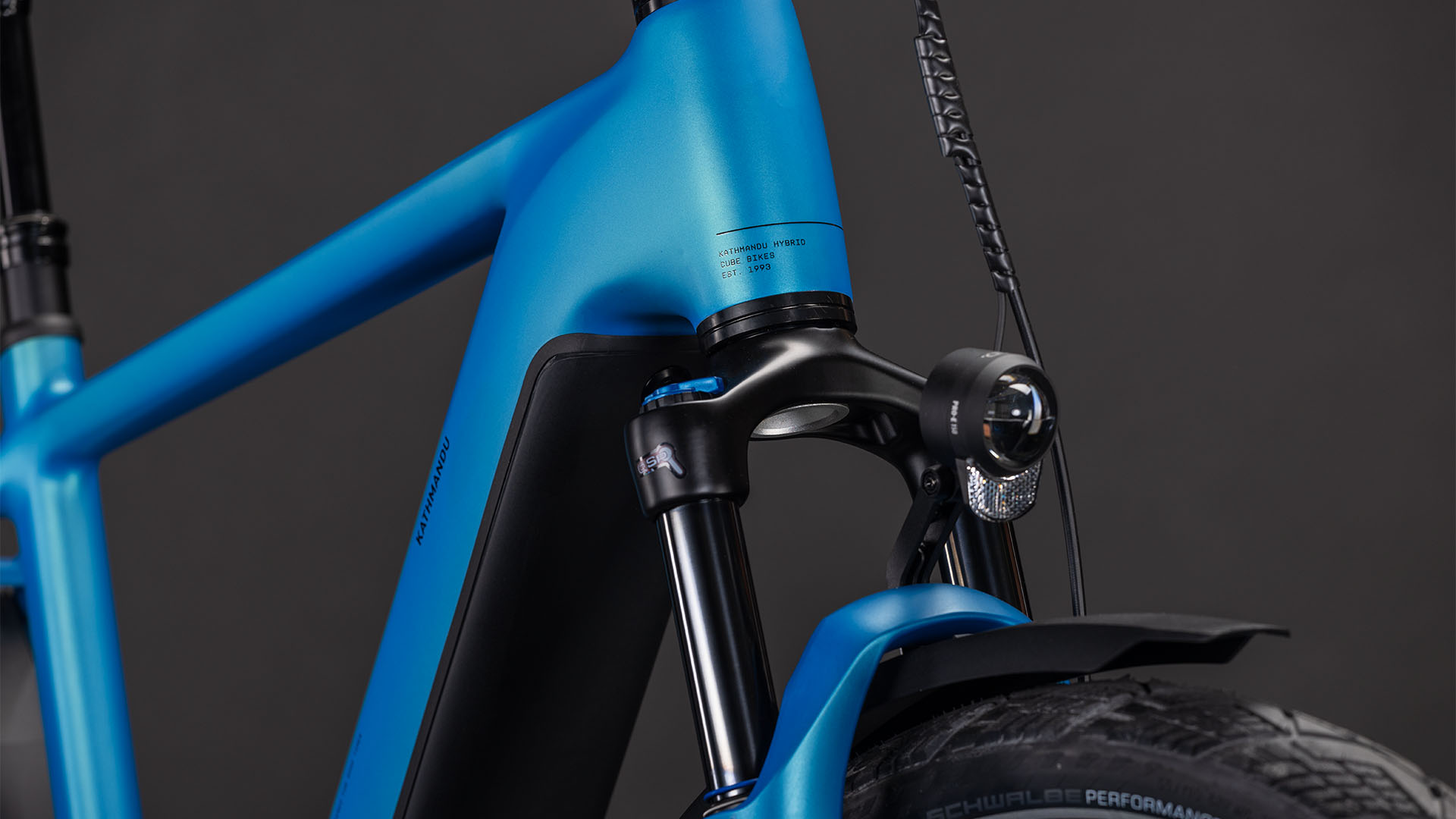 Kathmandu Hybrid Comfort Pro 800 azure´n´black