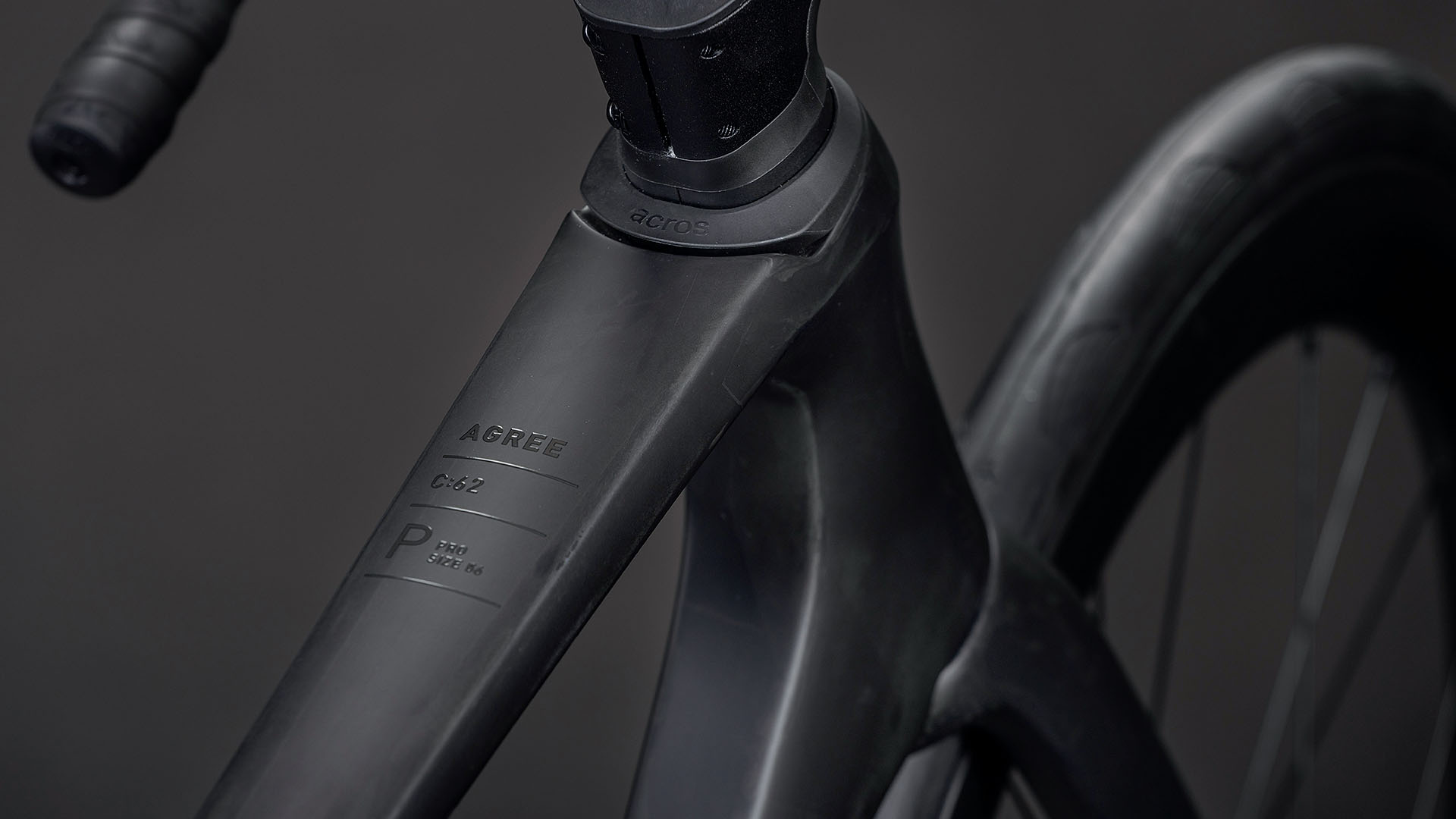 Agree C:62 Pro blackline