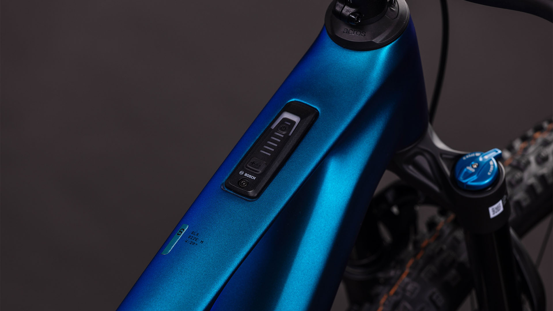 AMS Hybrid ONE44 C:68X SLX 400X nebula´n´black