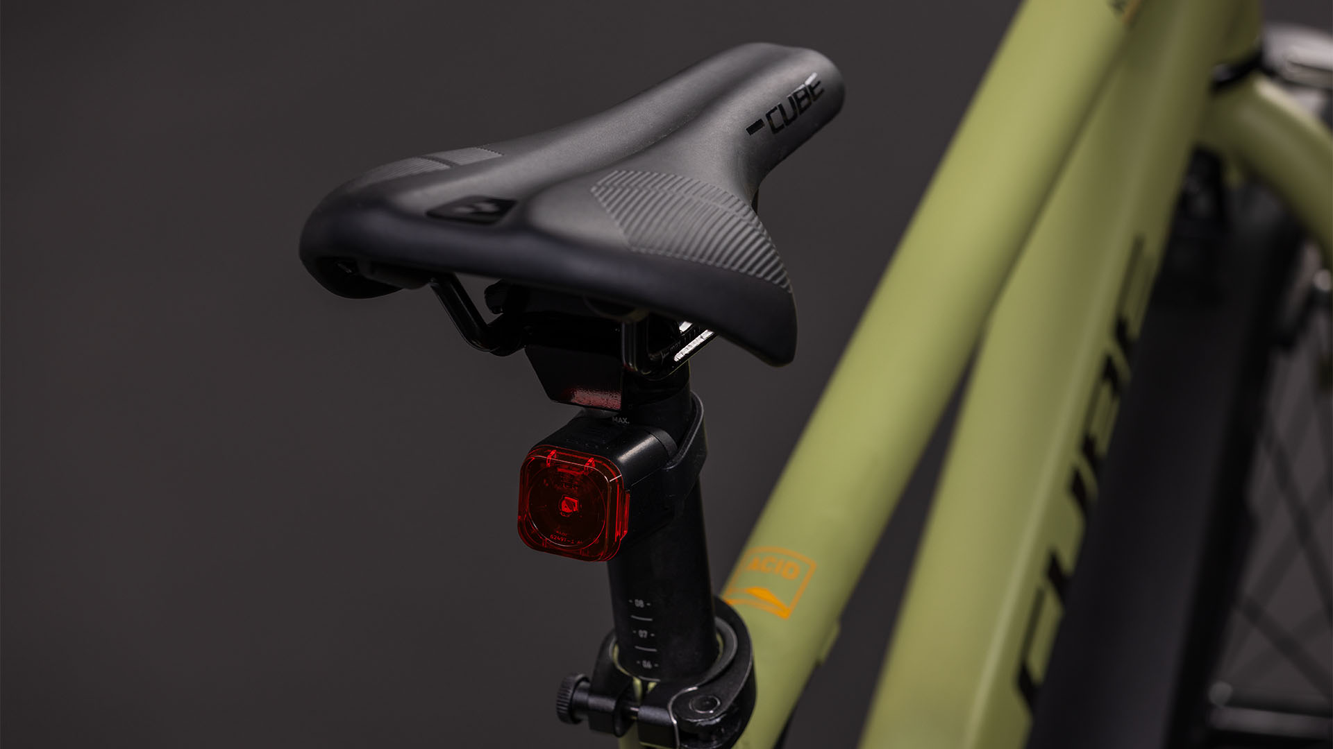 Acid 200 FE lightolive´n´orange