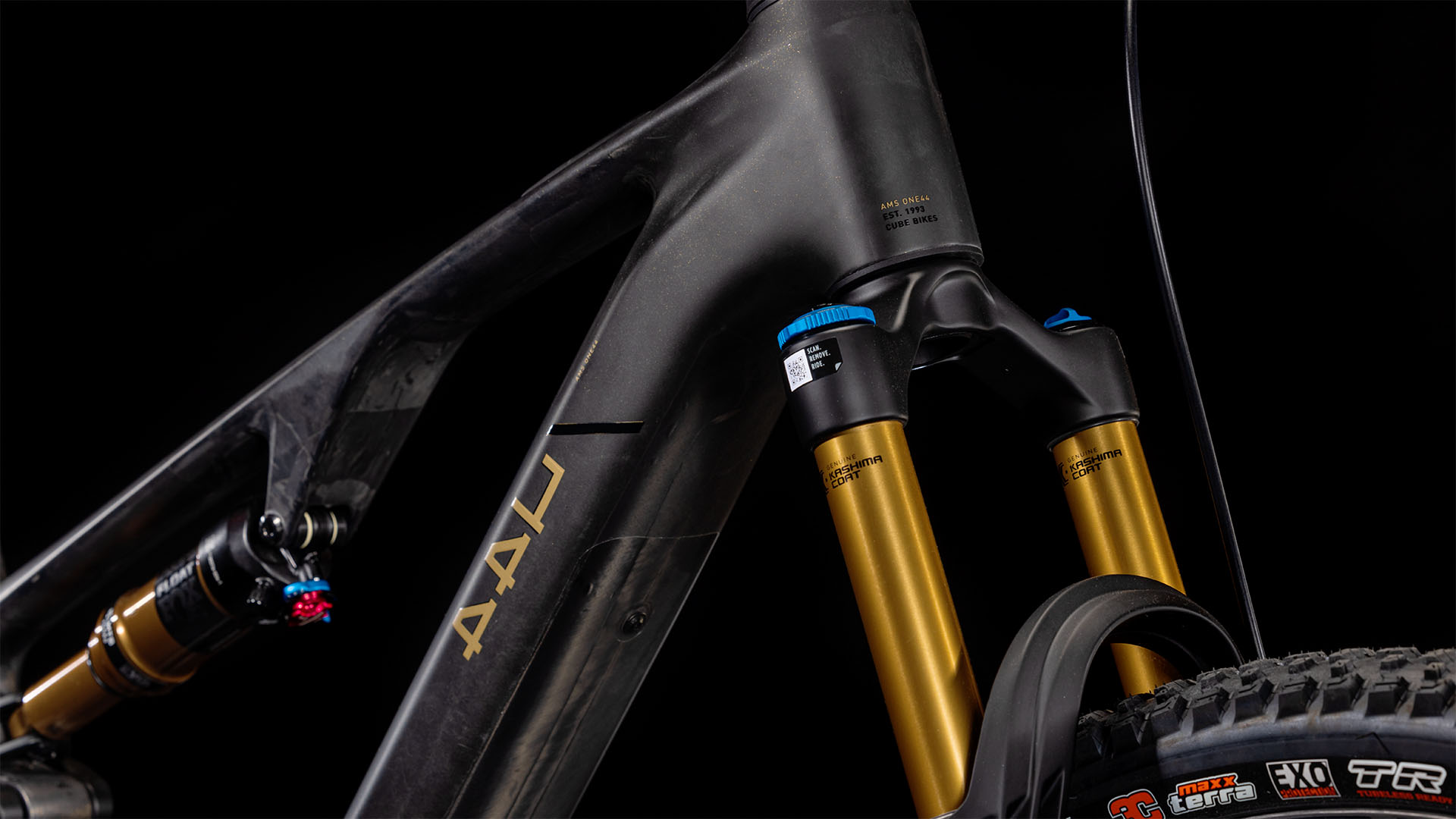 AMS Hybrid ONE44 C:68X SLT 400X 29 carbon´n´golddust