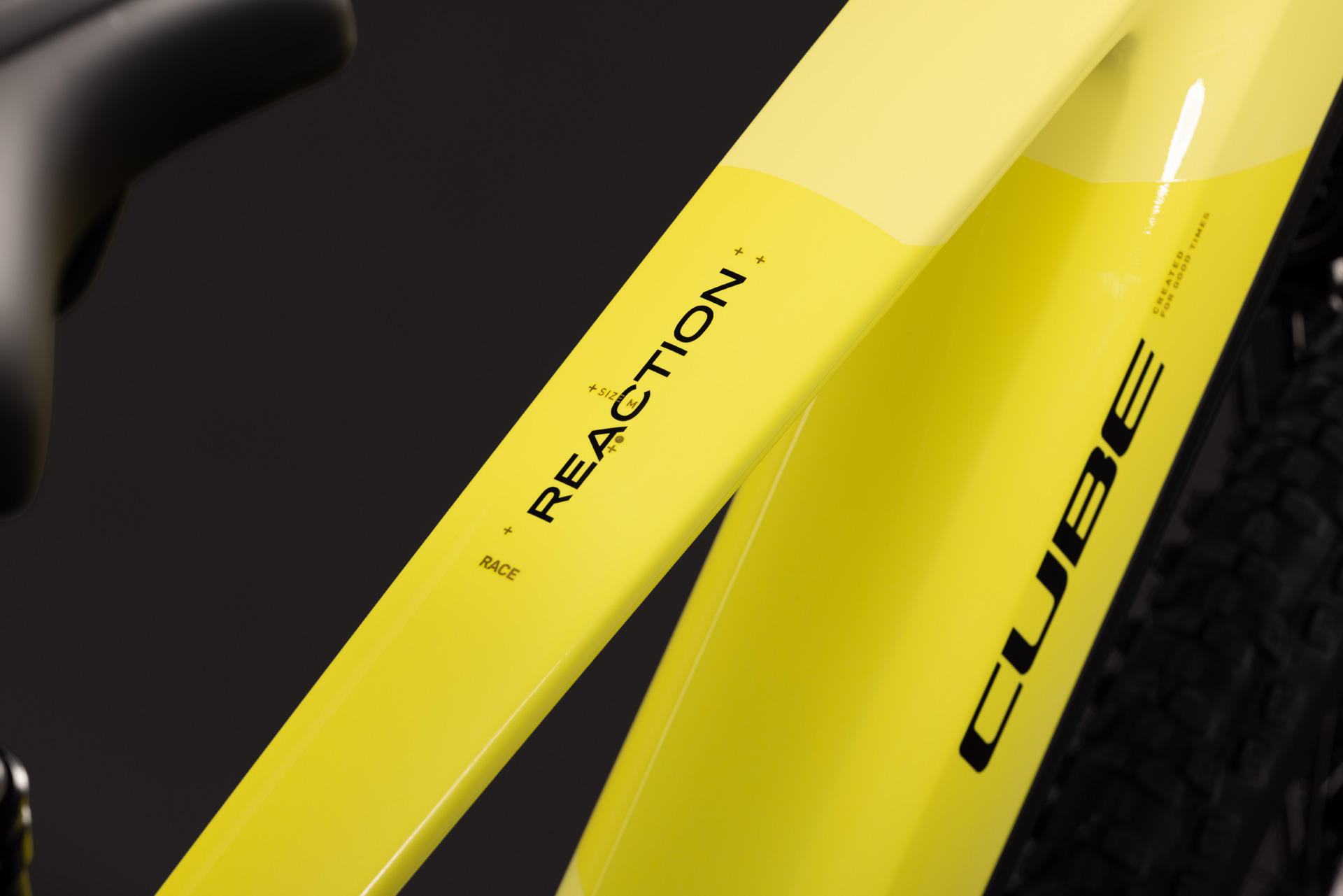 Reaction Hybrid Race 800 bananasplit´n´black