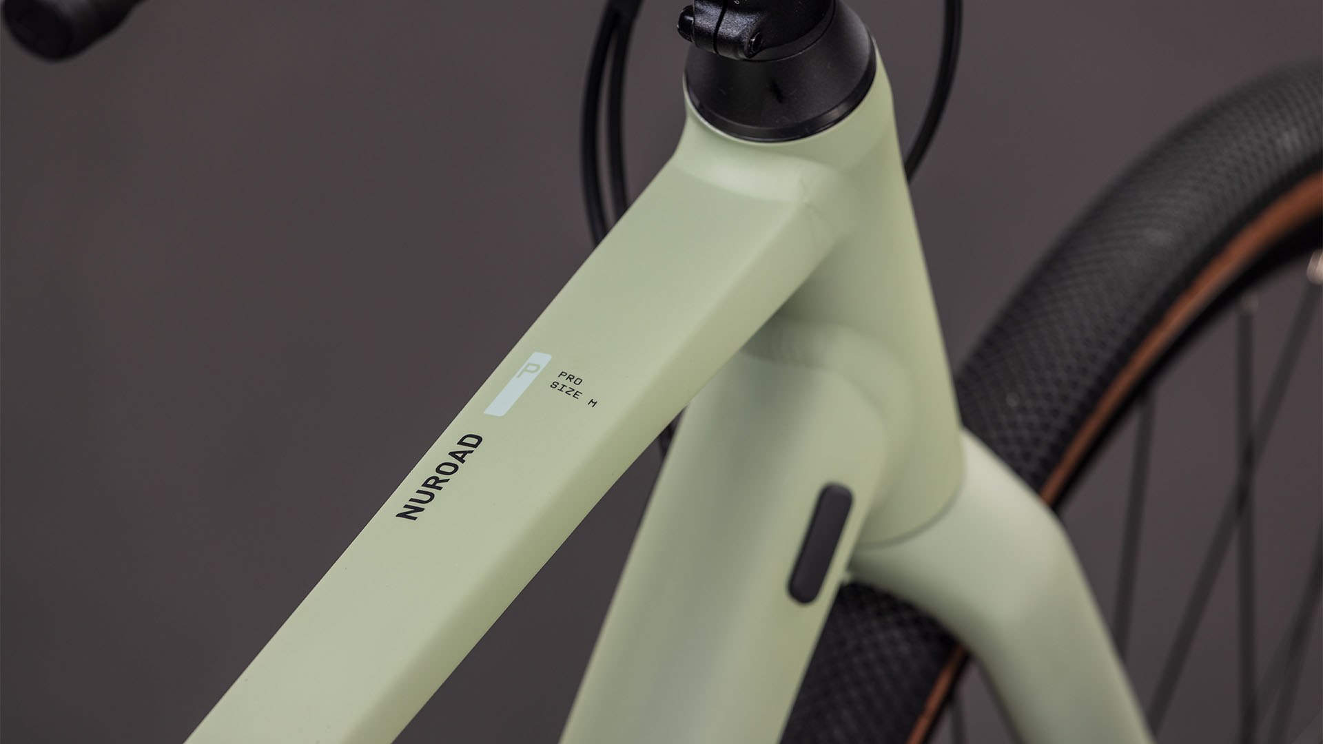 Nuroad Pro pea´n´grey