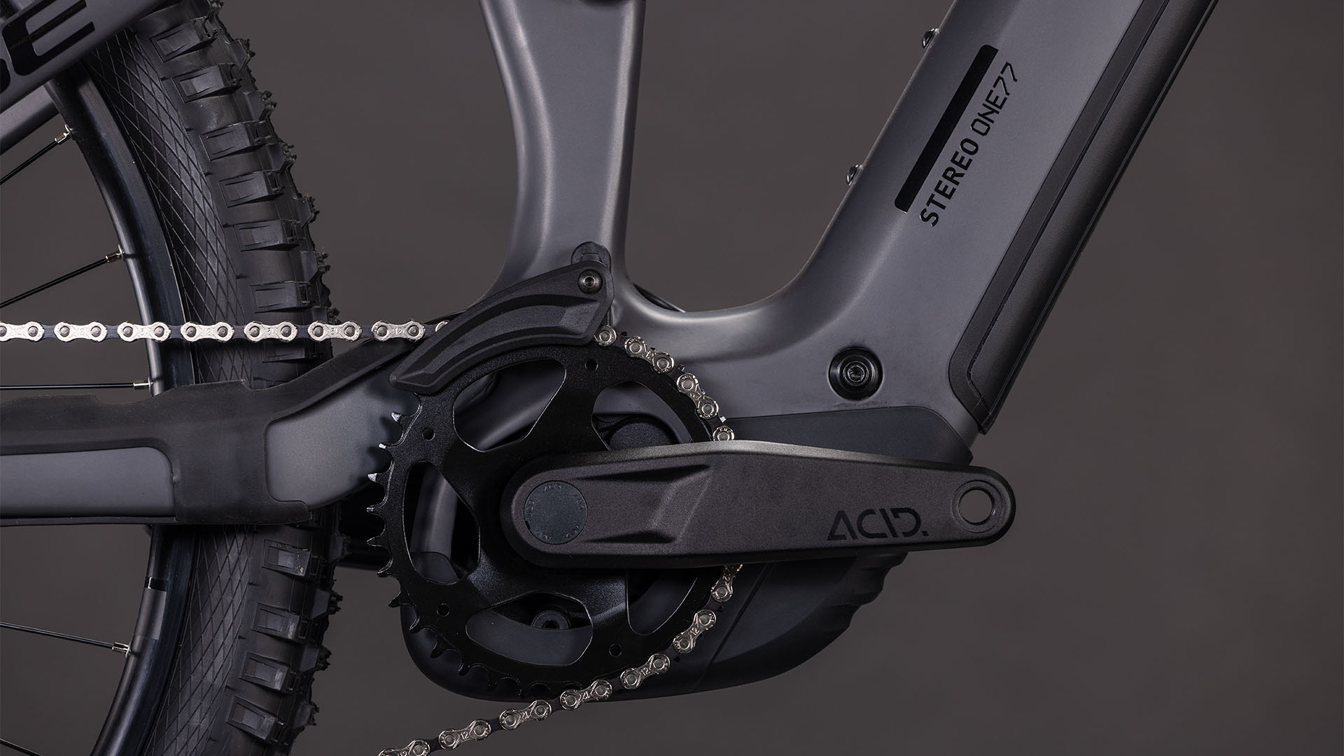 Stereo Hybrid ONE77 HPC Race 800 irongrey´n´black