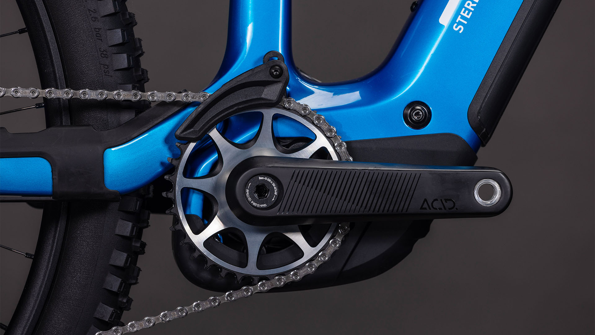 Stereo Hybrid ONE44 HPC AT 800 actionteam