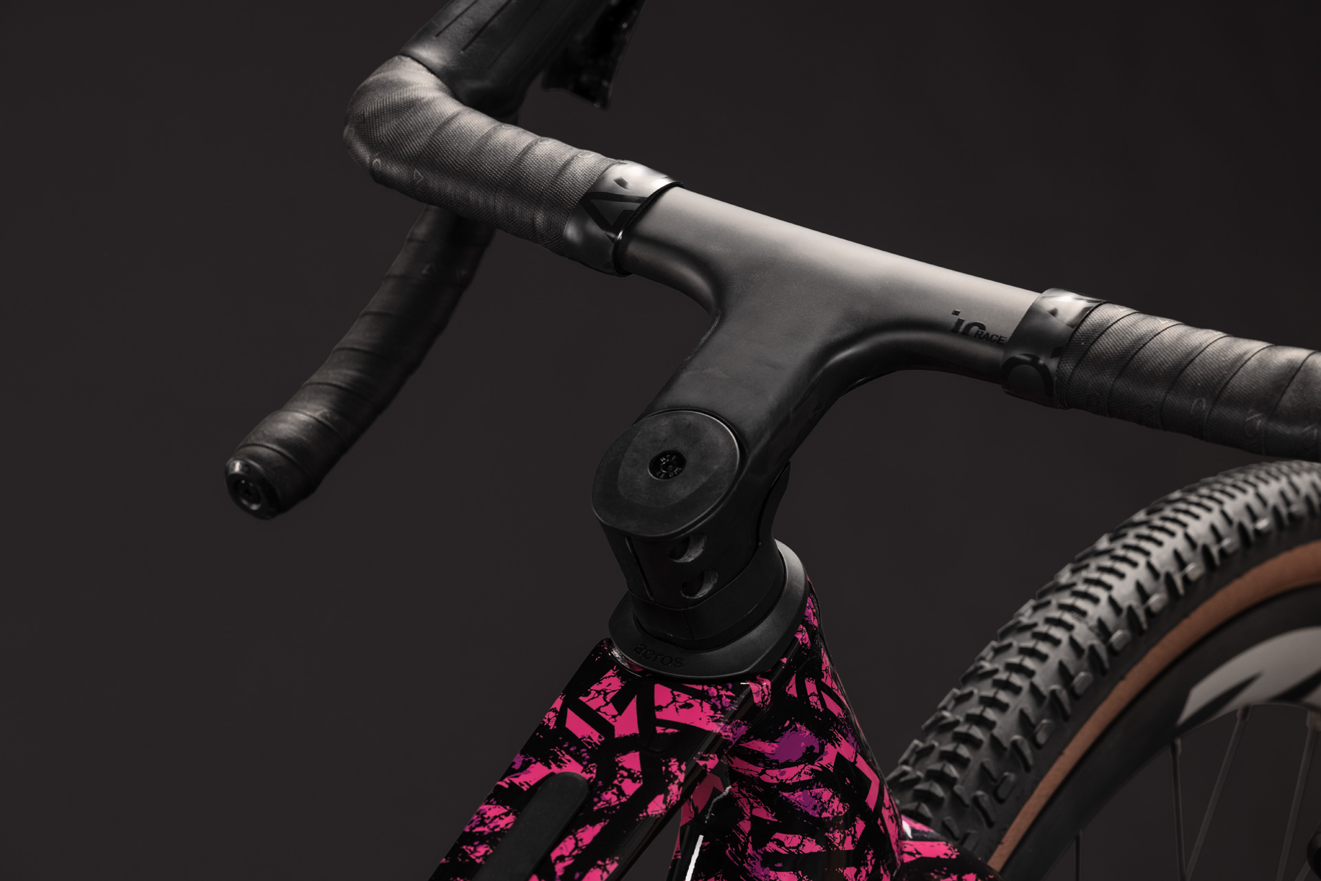 Nuroad C:62 SLX pinkaction´n´black