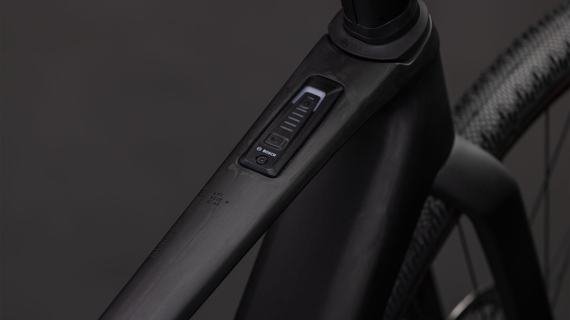Nuroad Hybrid C:62 EXC 400X blackline