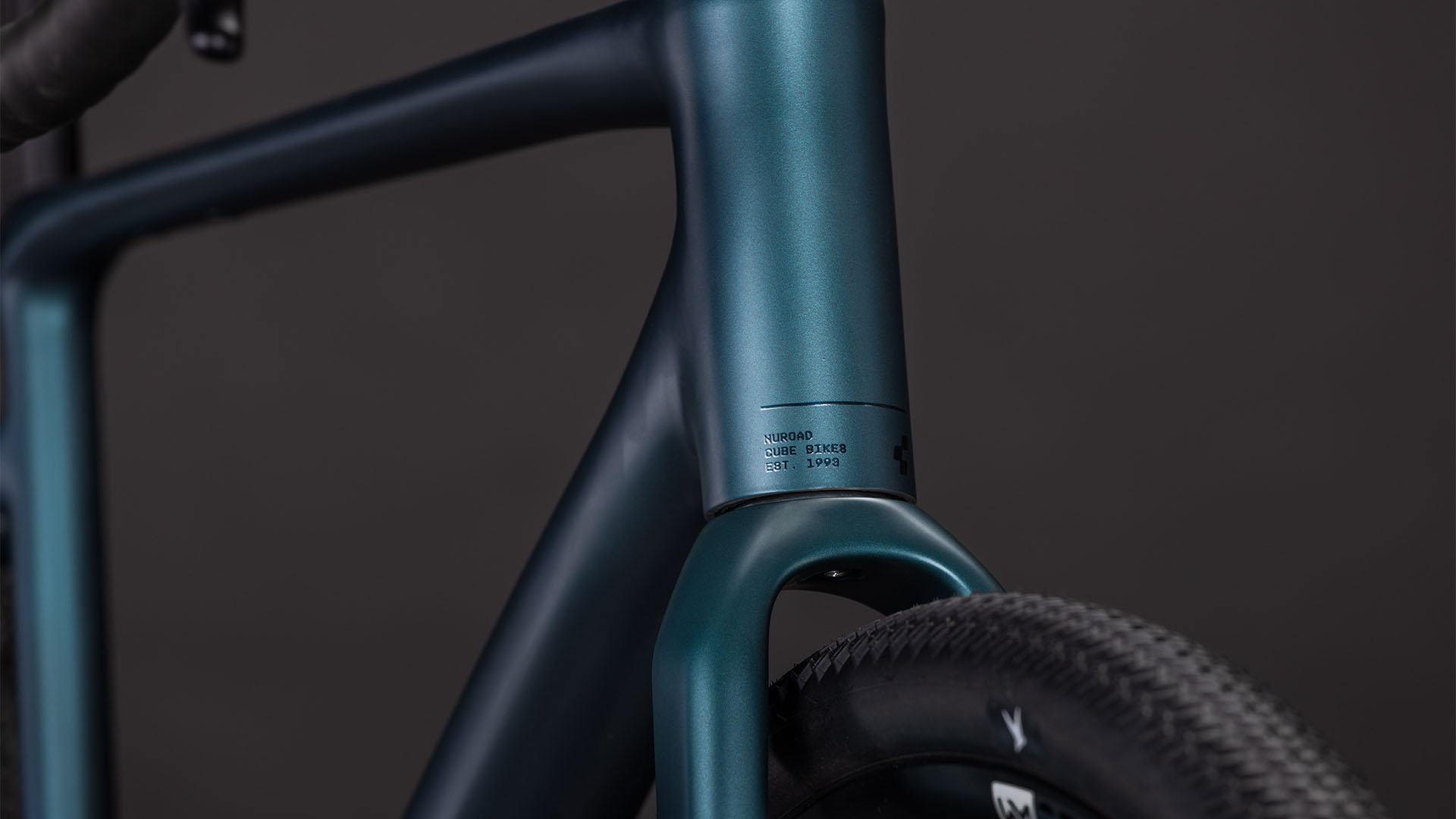 Nuroad Race royalgreen´n´black