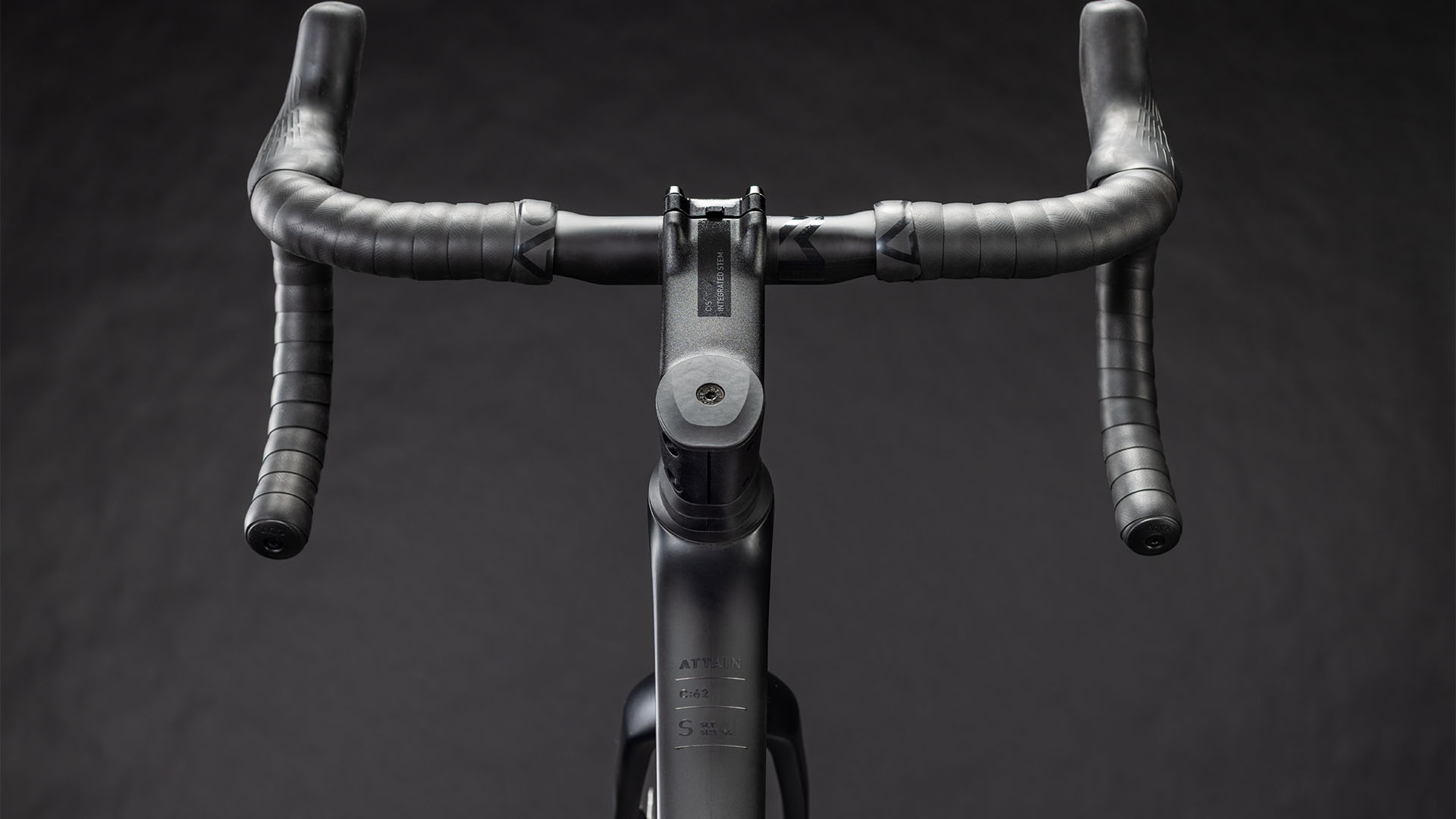 Attain C:62 SLT carbon´n´coalchrome