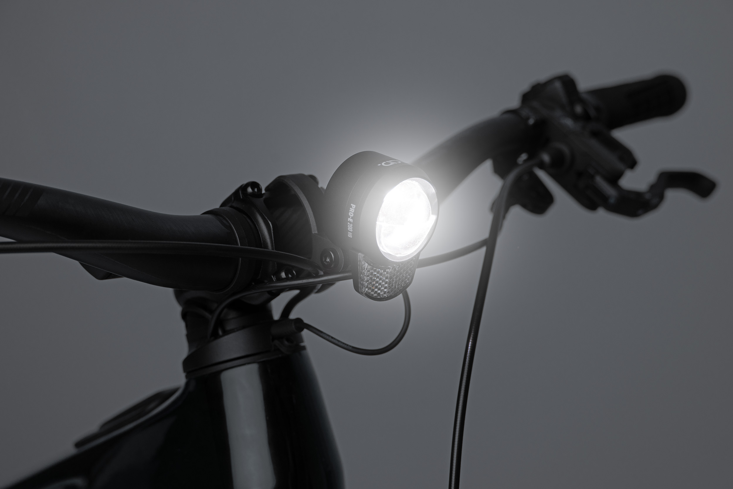 ACID E-Bike Frontlicht PRO-E 200 HB X-Connect