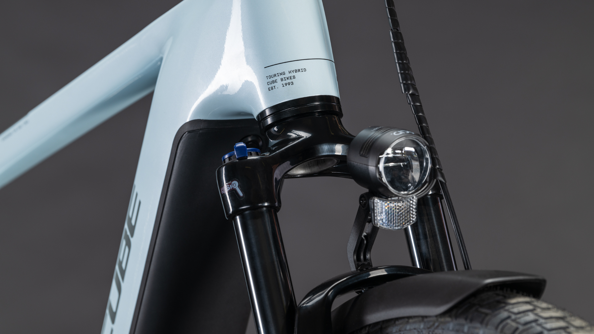 Touring Hybrid ONE 600 glacier´n´reflex Touring Hybrid ONE 600 glacier´n´reflex