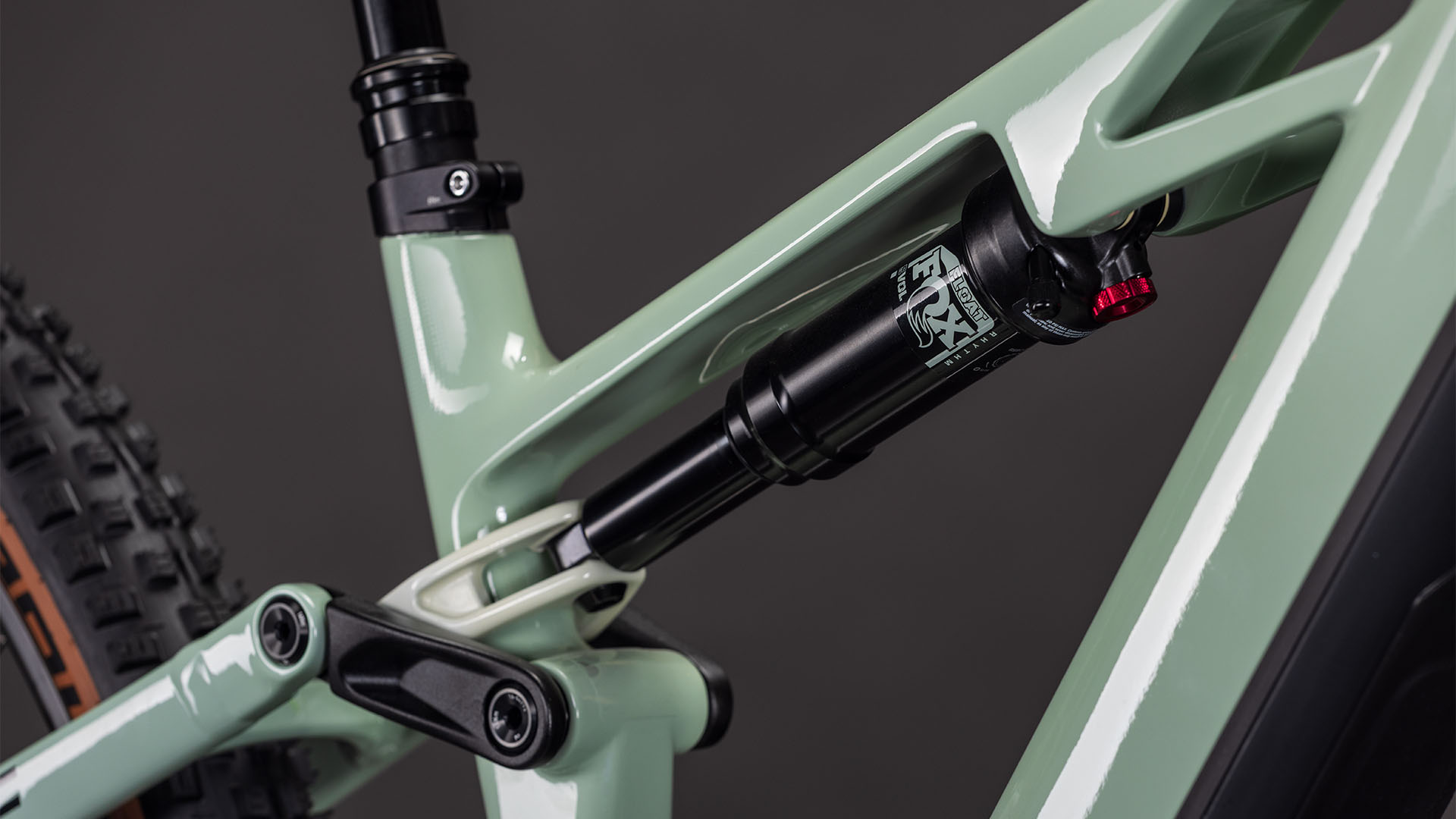 Stereo Hybrid ONE44 HPC Race 800 driedherbs´n´black