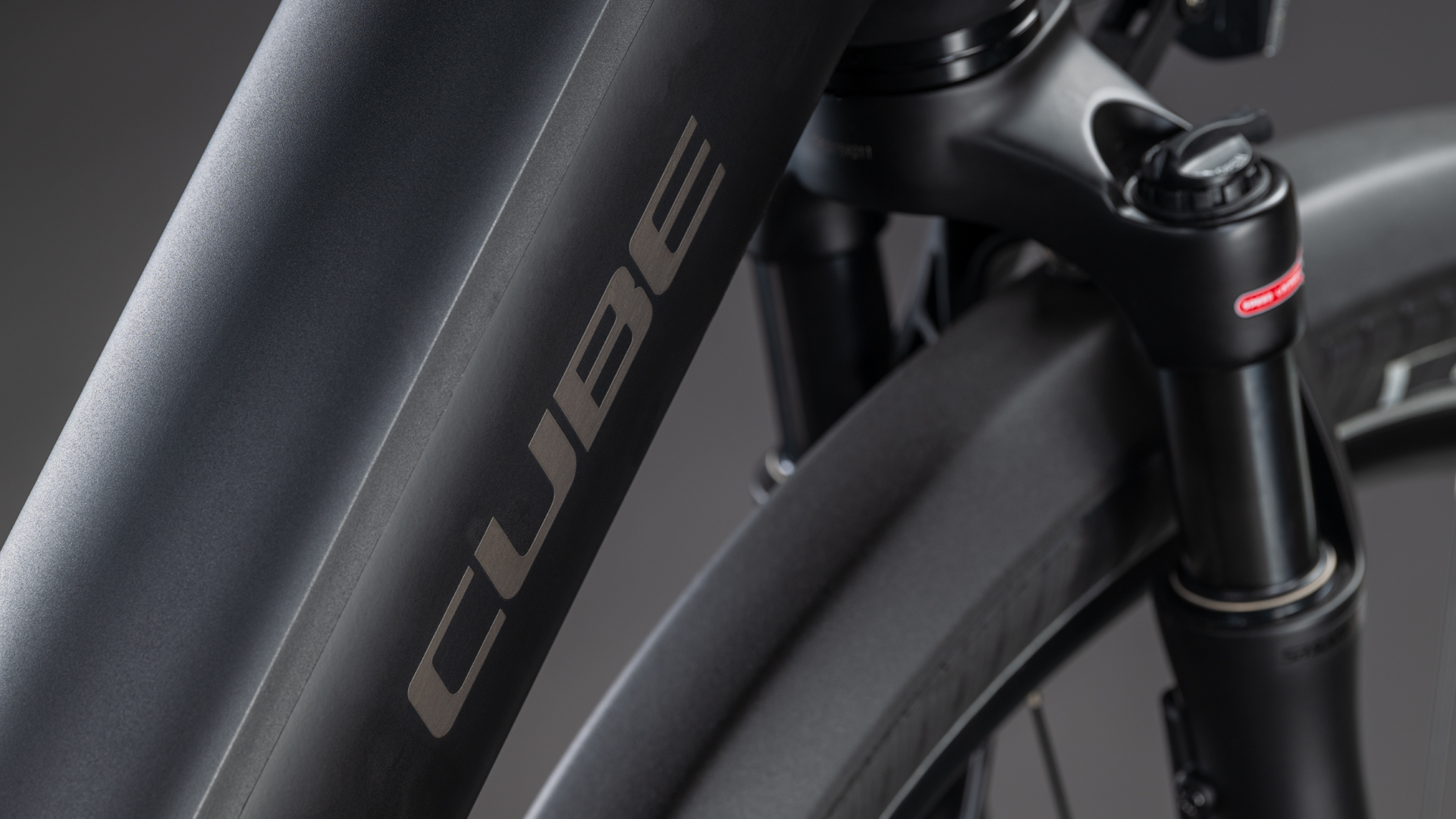 Supreme RT Hybrid Deluxe EX 600 black´n´chrome (Easy Entry) Supreme RT Hybrid Deluxe EX 600 black´n´chrome (Easy Entry)