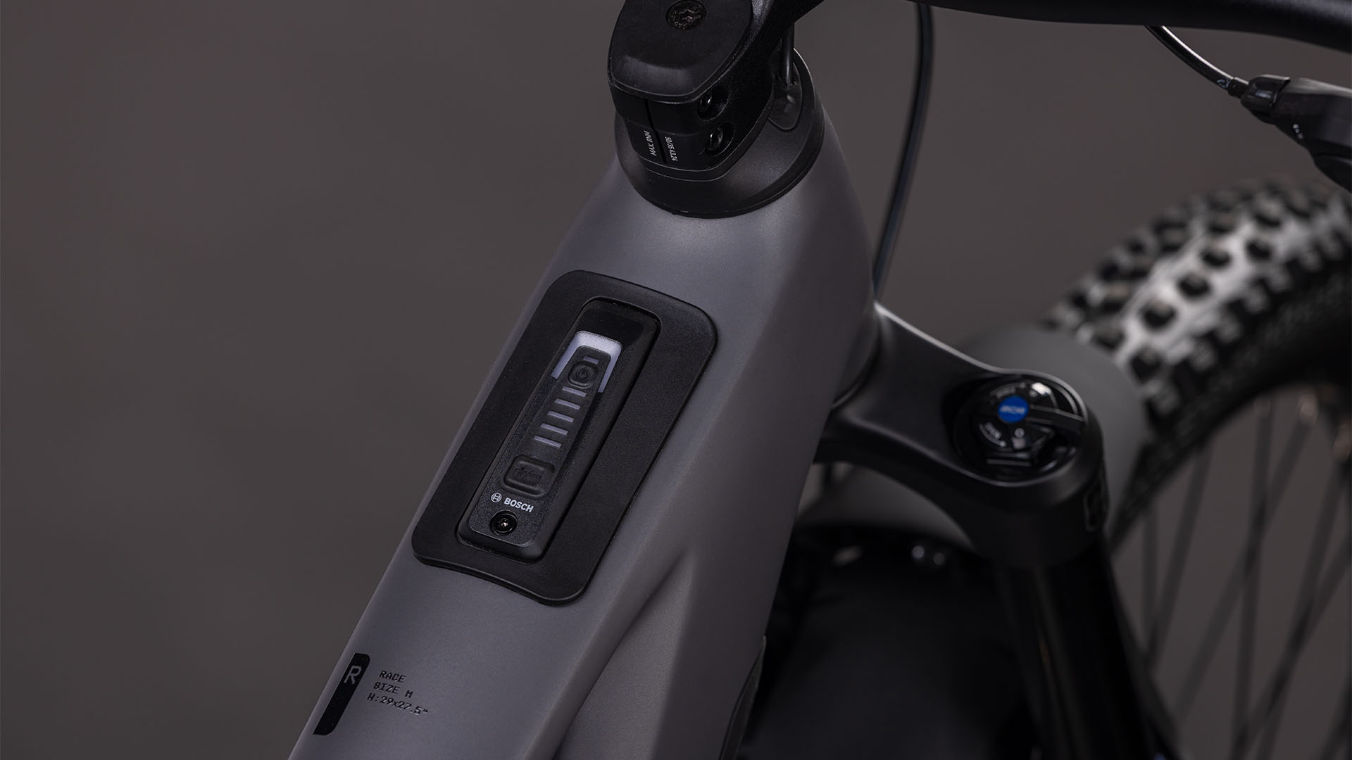 Stereo Hybrid ONE77 HPC Race 800 irongrey´n´black