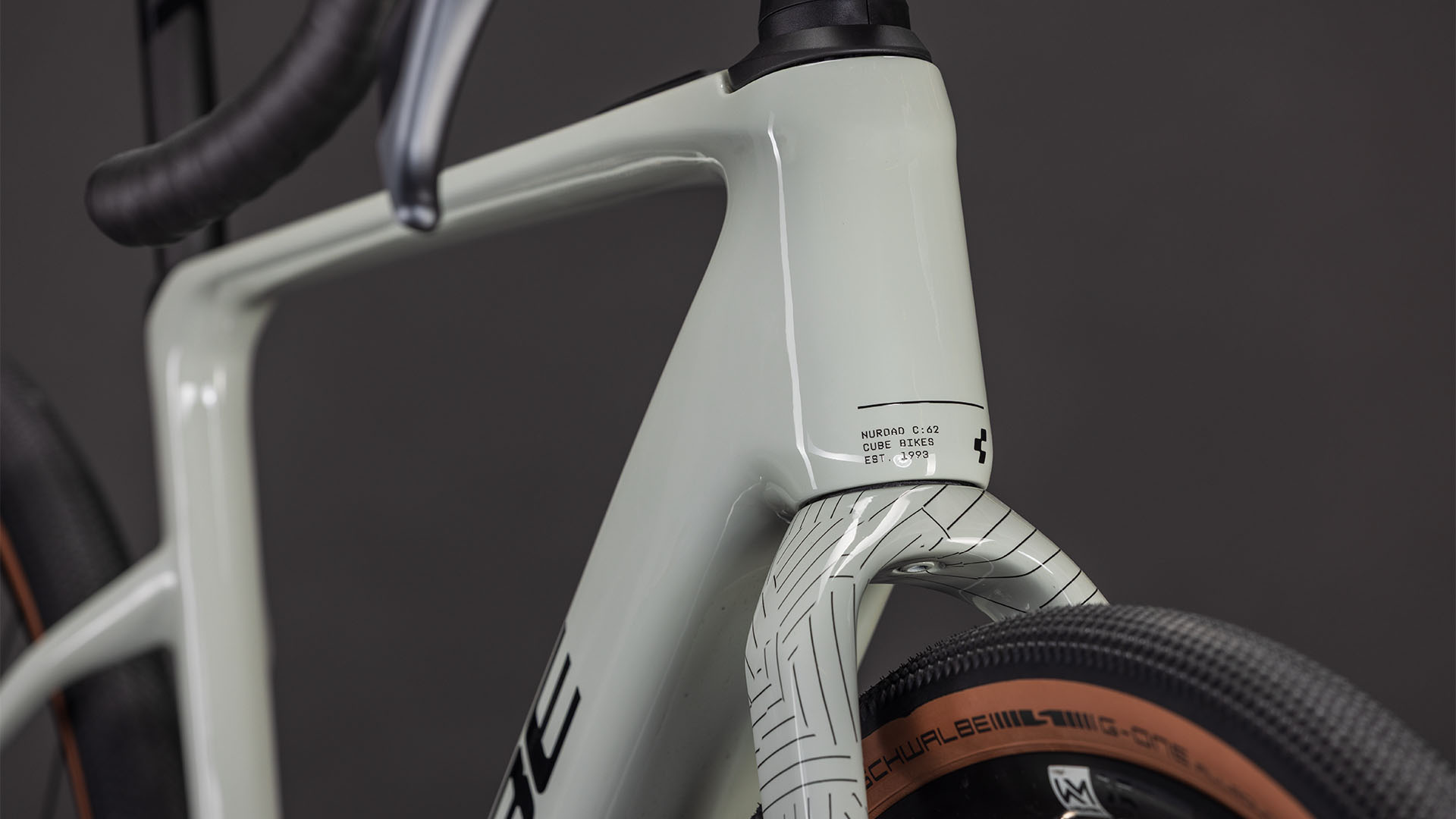 Nuroad Hybrid C:62 Race 400X reedbeige´n´black