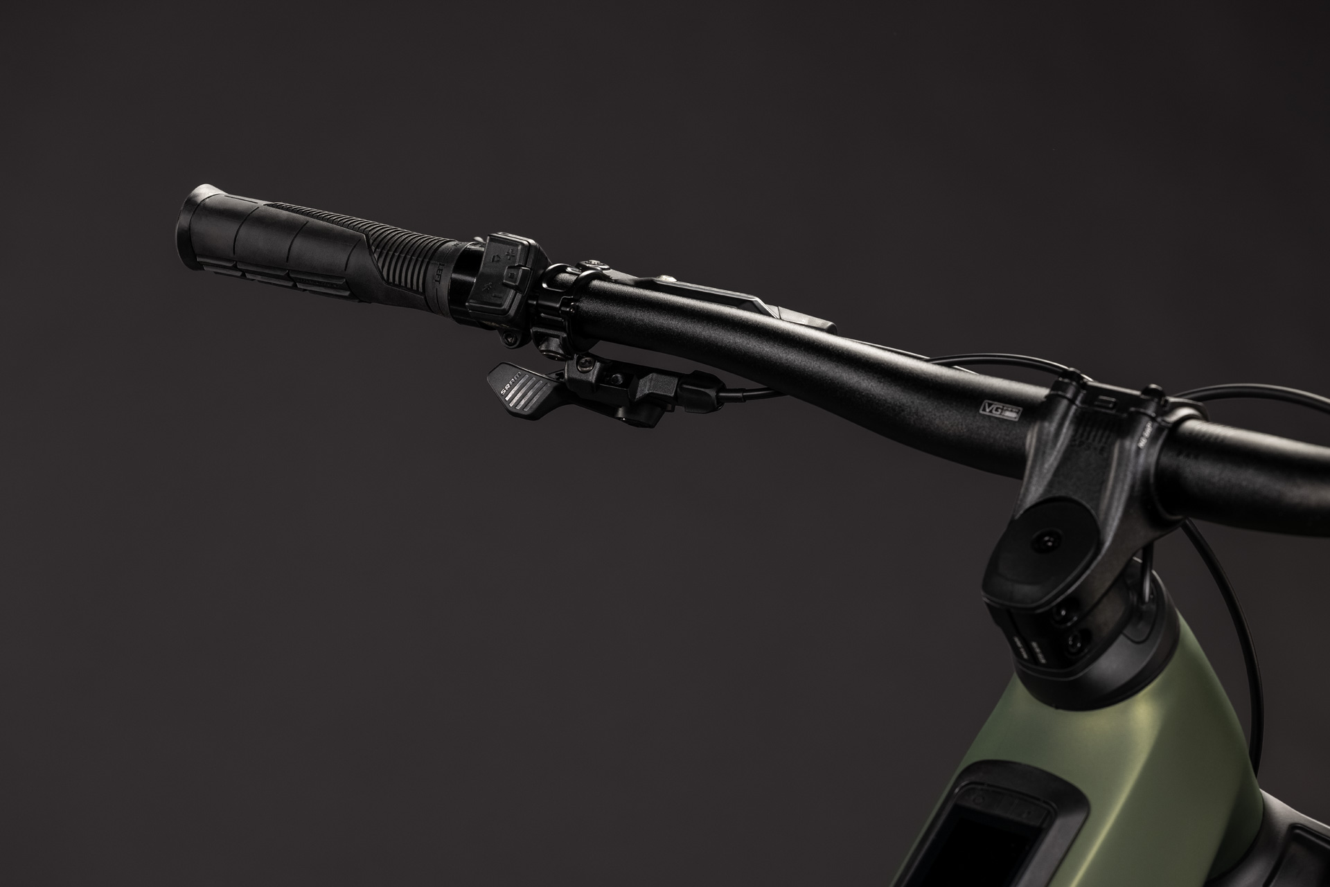 Stereo Hybrid ONE44 HPC TM 800 reedgreen´n´gills