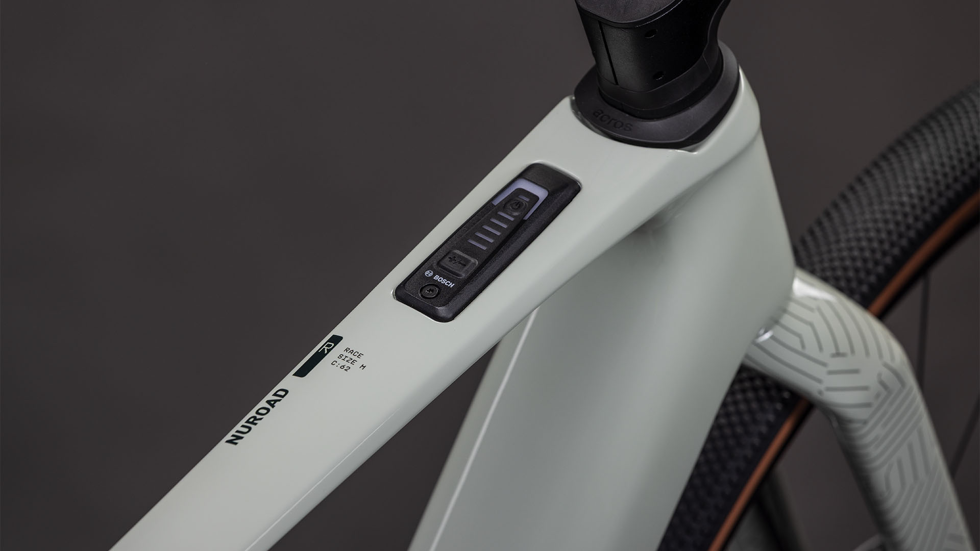 Nuroad Hybrid C:62 Race 400X reedbeige´n´black