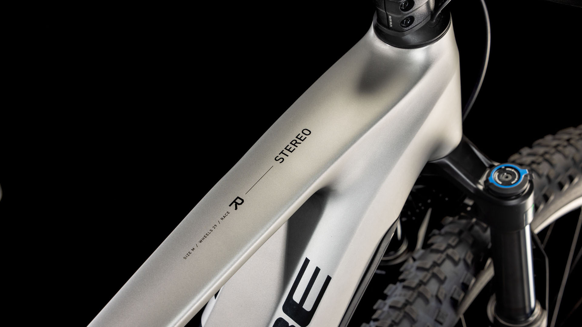 Stereo Hybrid ONE22 Race 800 silver´n´black