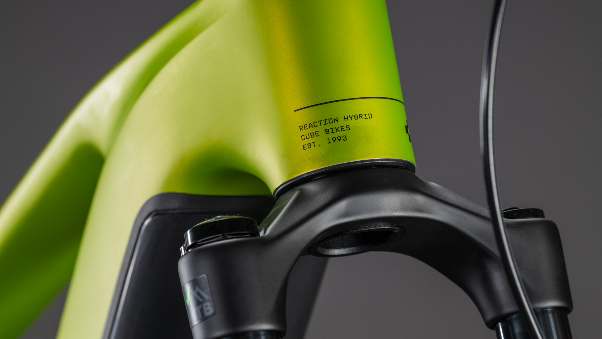 Reaction Hybrid Race 800 lizard´n´black