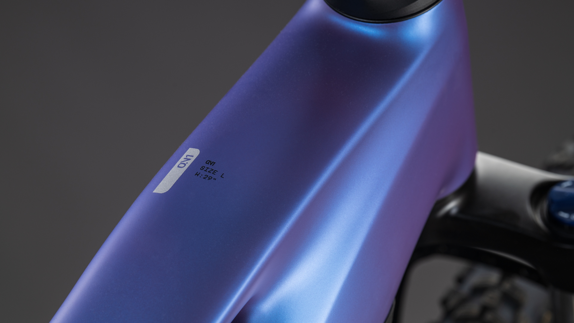 Reaction Hybrid ONE 800 blueiris´n´reflect Reaction Hybrid ONE 800 blueiris´n´reflect